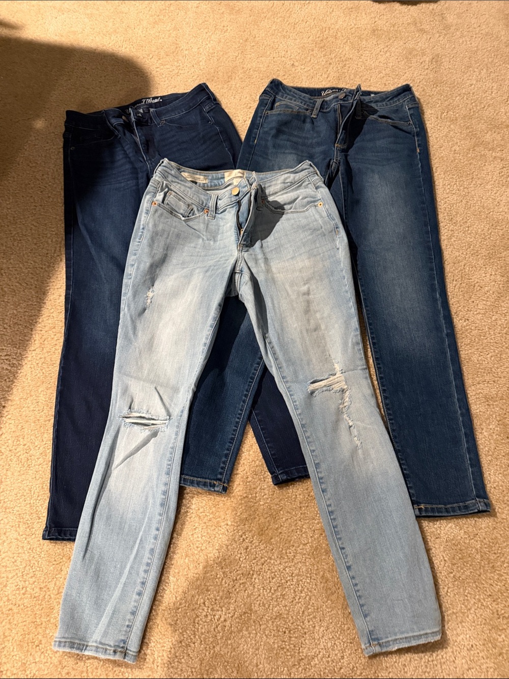 Universal threads Women’s blue Jeans - Casual Slim Fit